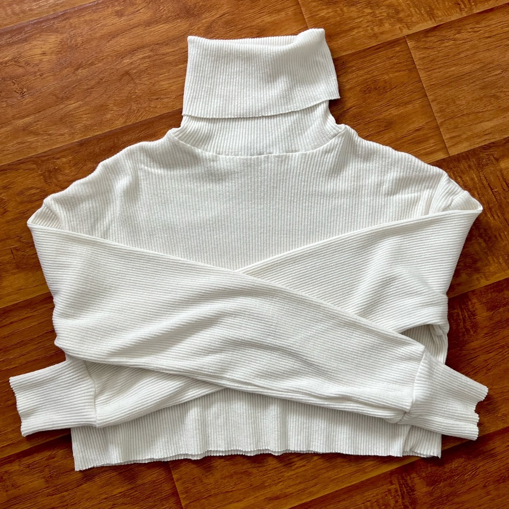Tiger Mist Cropped Sweater